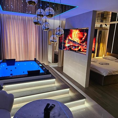Masarska 8 Vip Apartamenty Jacuzzi คราคูฟ ภายนอก รูปภาพ