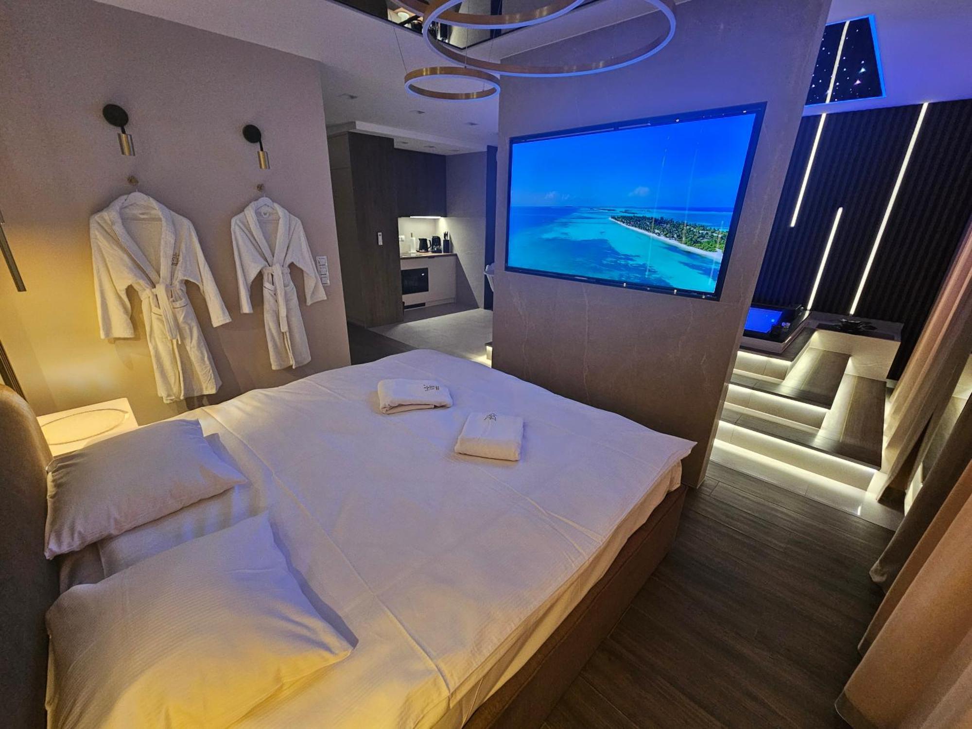 Masarska 8 Vip Apartamenty Jacuzzi คราคูฟ ภายนอก รูปภาพ