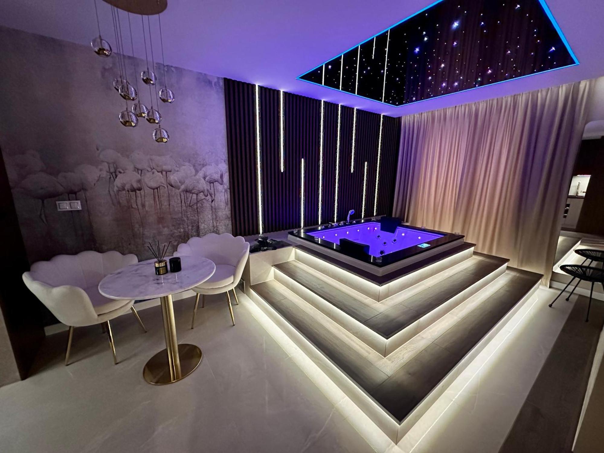 Masarska 8 Vip Apartamenty Jacuzzi คราคูฟ ภายนอก รูปภาพ